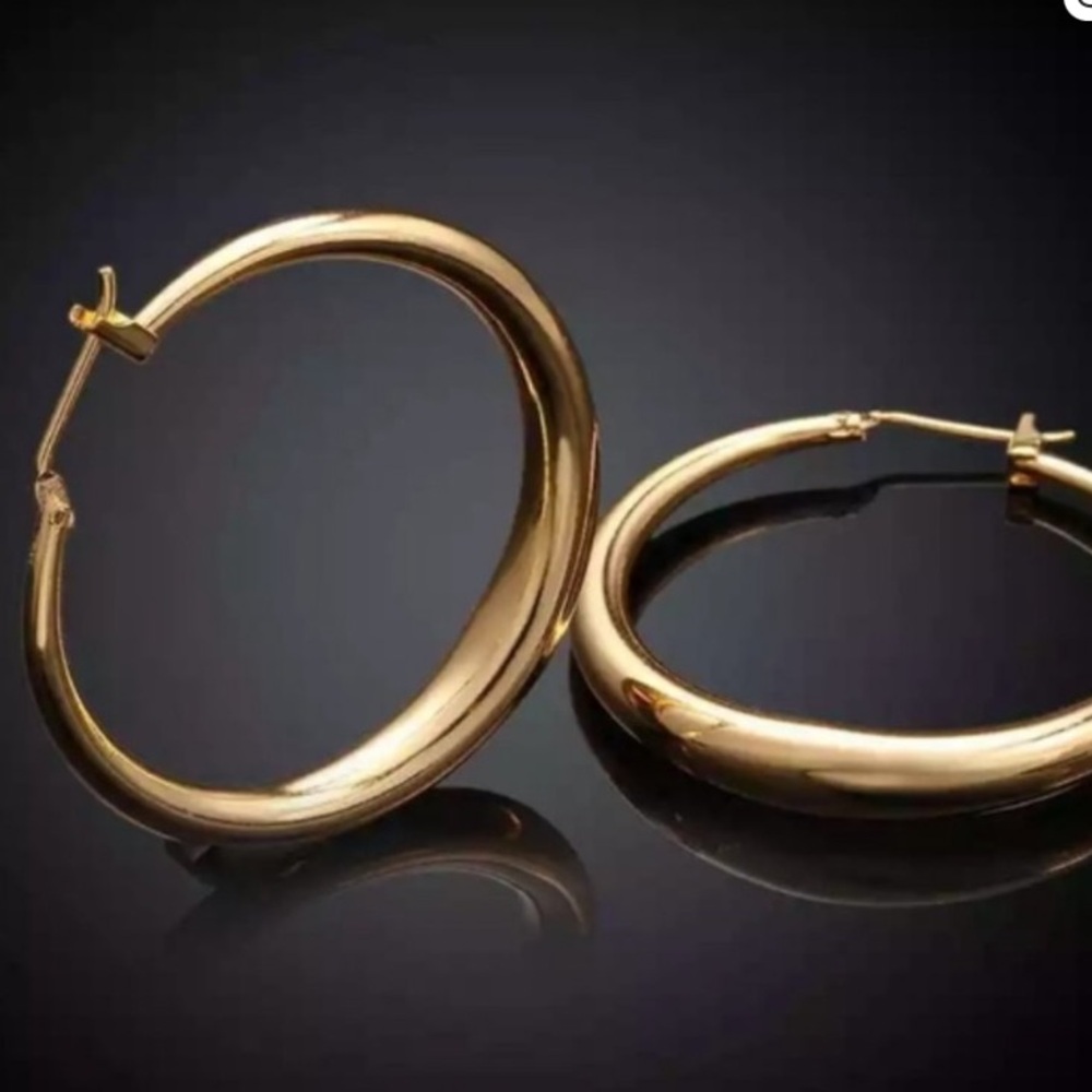 18K Yellow Gold Hoop Earrings 2”